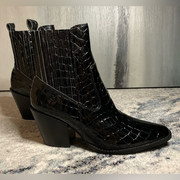 AQUA Star Croc-Embossed Ankle Boots in Black - Size 8.5 (NWOB) - Picture 4 of 12